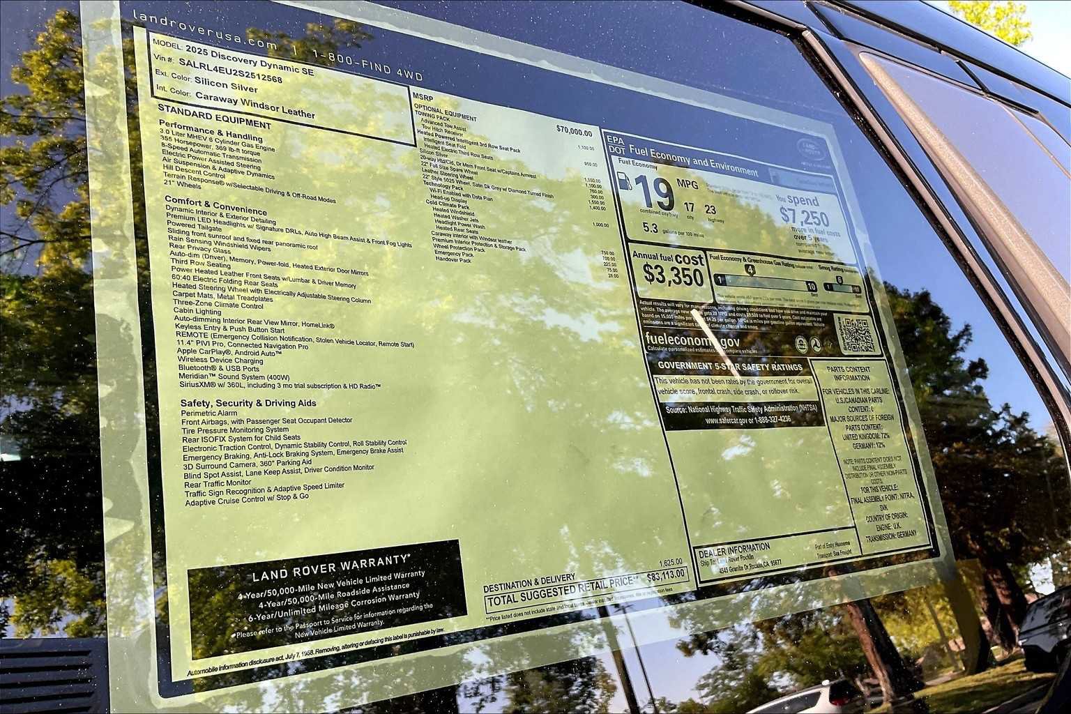 New 2025 Land Rover Discovery Dynamic SE image 37