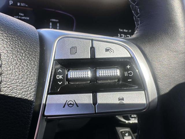 Used 2023 Kia Telluride EX w/ EX Captain's Chair Package AWD/4WD image 31