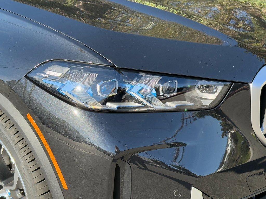 New 2026 BMW X5 xDrive50e w/ Premium Package image 7