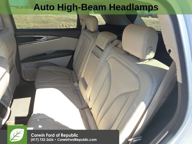 Used 2016 Lincoln MKX Reserve w/ Technology Package image 11