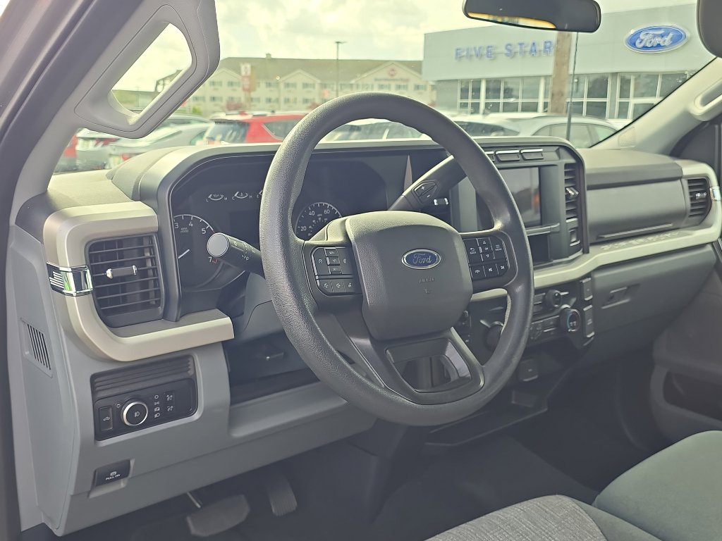 Used 2024 Ford F250 XLT image 13