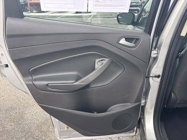 Used 2019 Ford Escape SE image 19