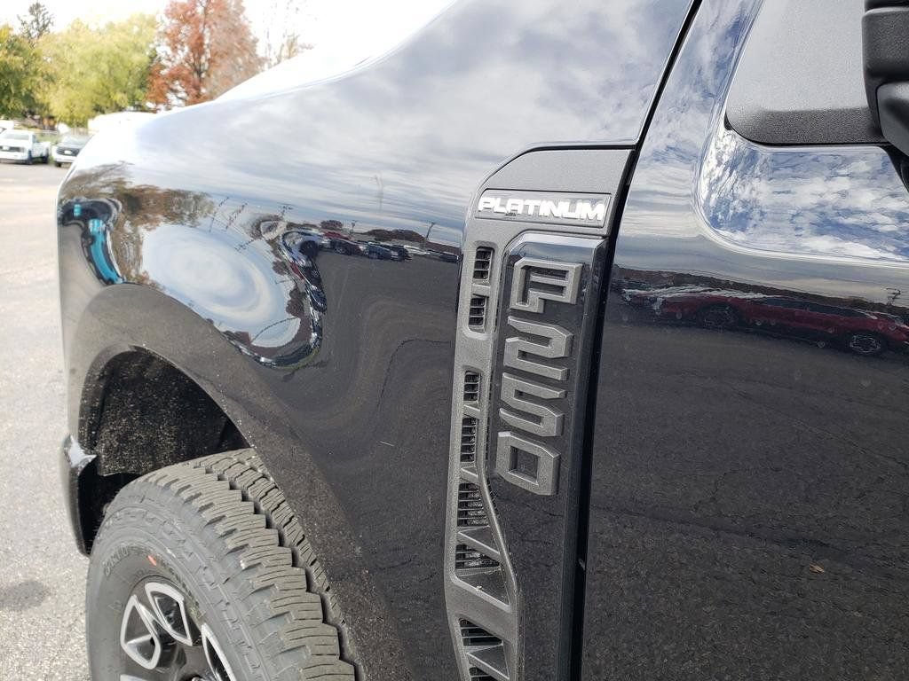 New 2026 Ford F250 Platinum AWD/4WD image 10