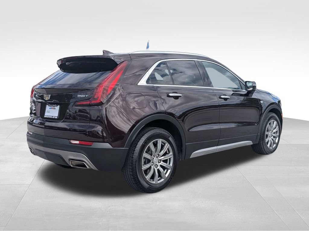 Used 2021 Cadillac XT4 Premium Luxury FWD image 4
