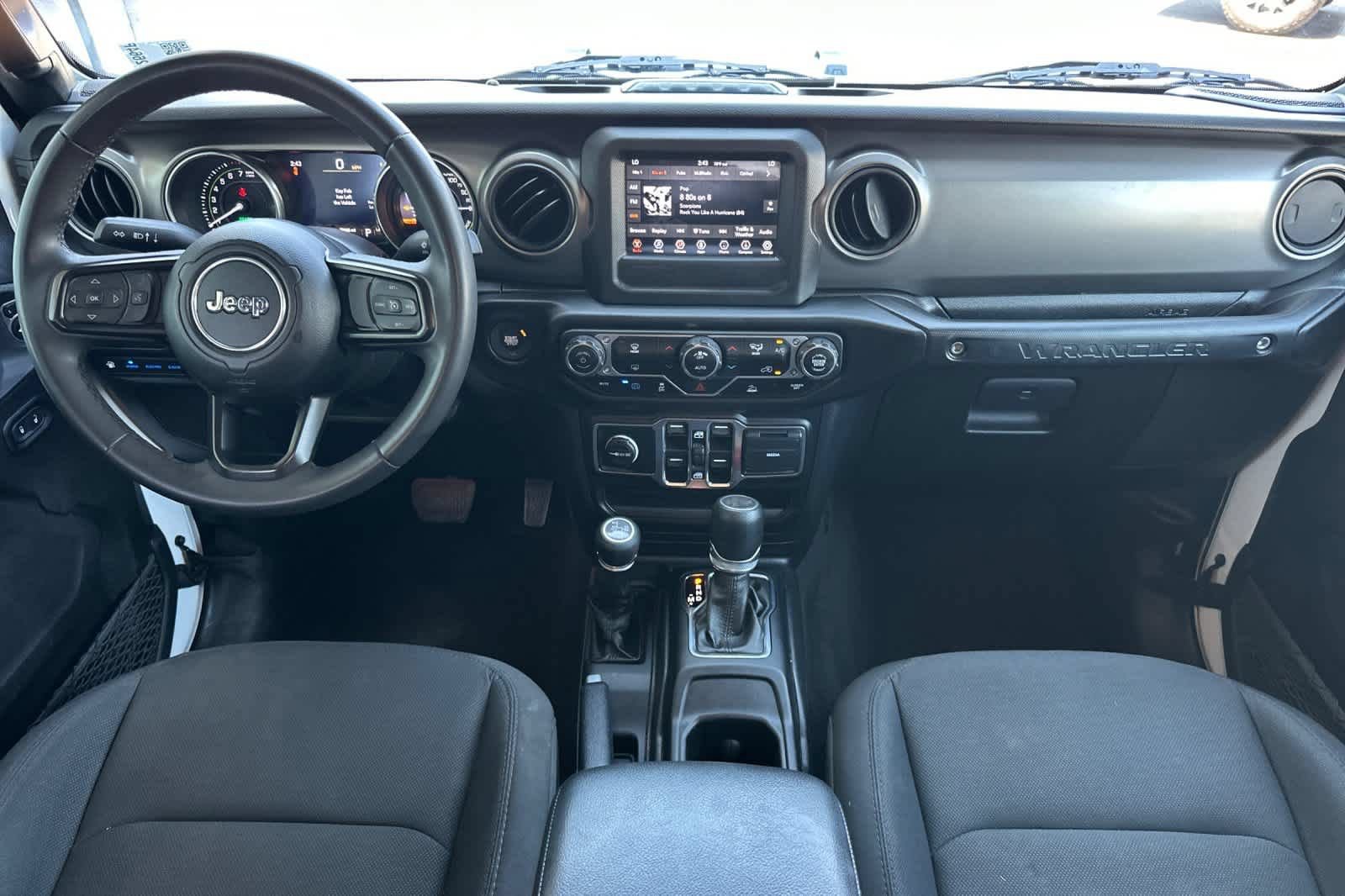 Used 2023 Jeep Wrangler Unlimited AWD/4WD image 3