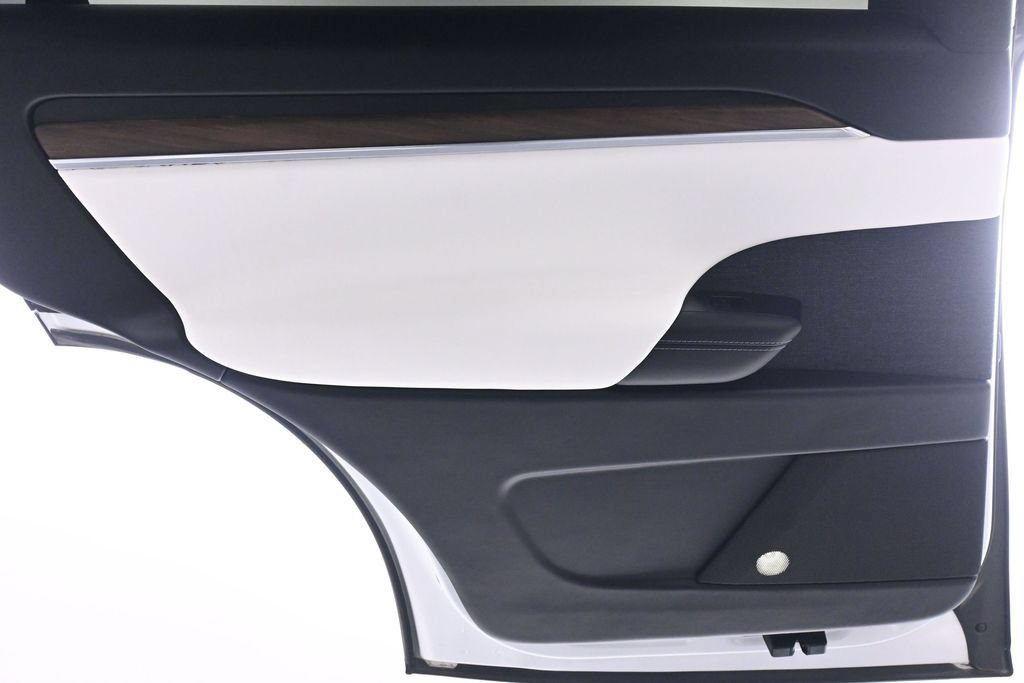 Used 2022 Tesla Model X AWD/4WD image 13