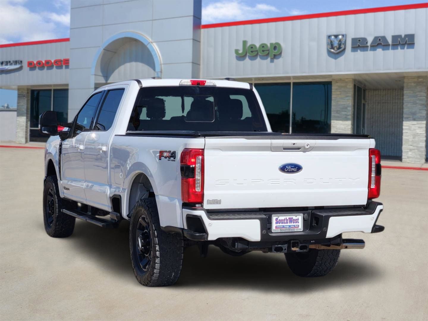 Used 2024 Ford F250 Lariat w/ Sport Appearance Package image 4