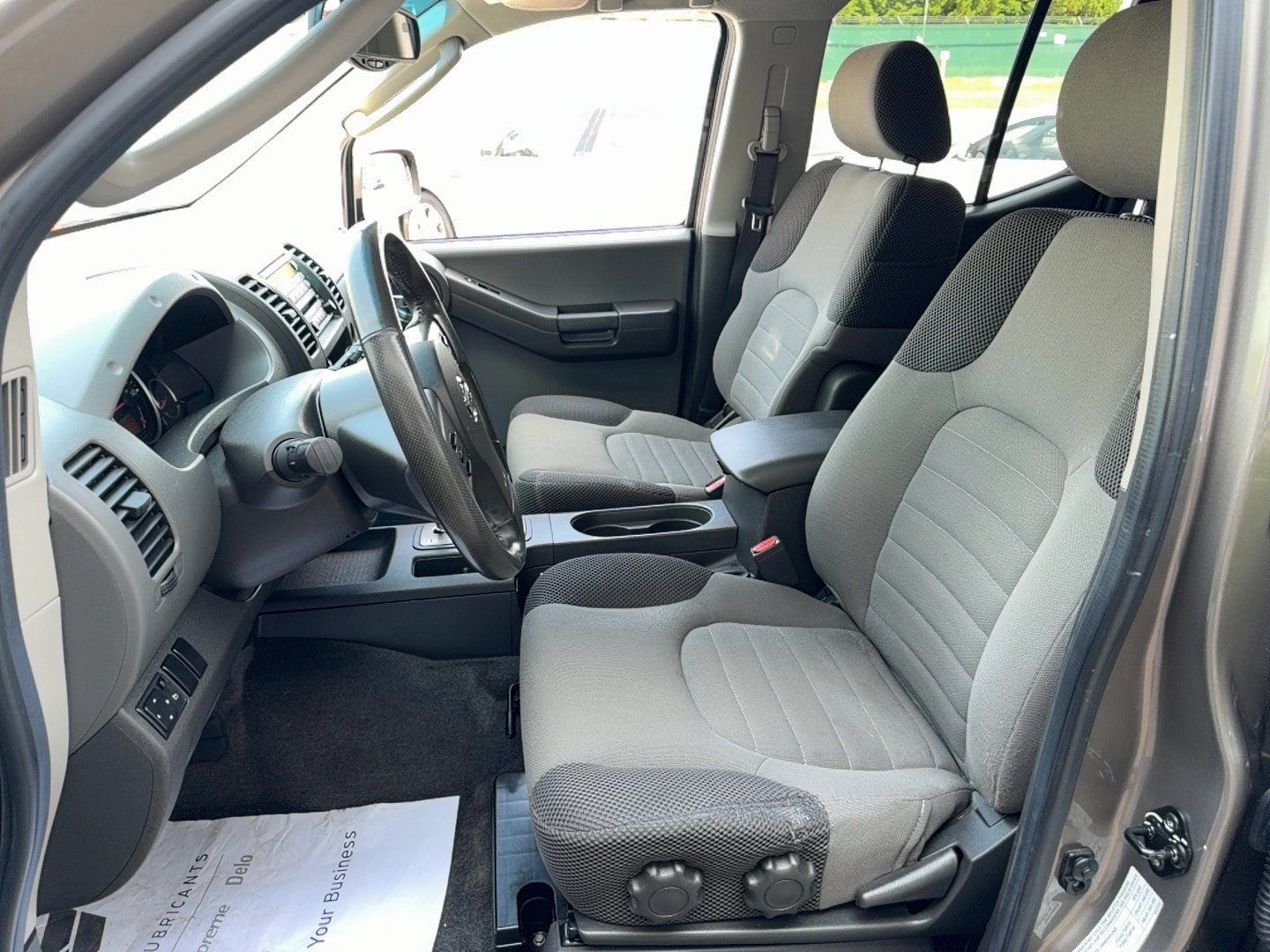 Used 2005 Nissan Xterra SE AWD/4WD image 6