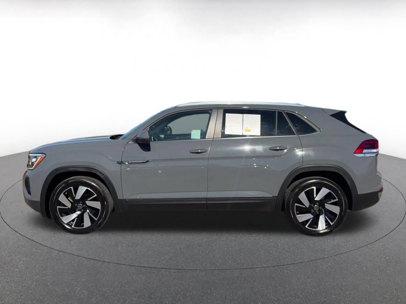 Used 2026 Volkswagen Atlas Cross Sport SE AWD/4WD image 9