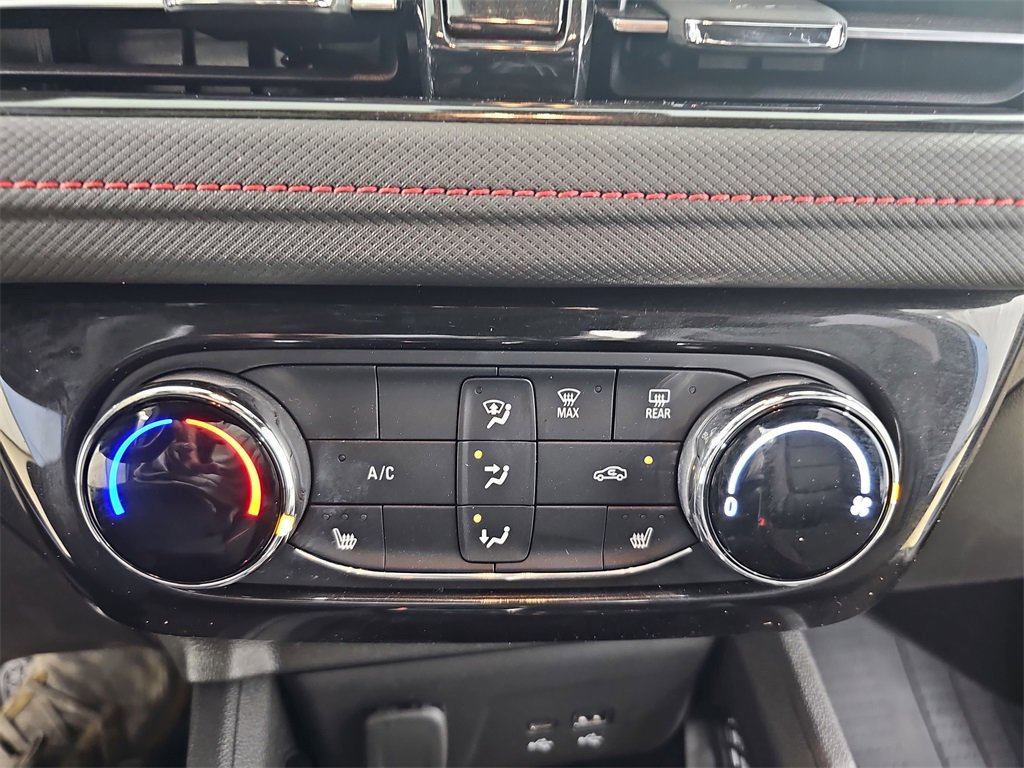 Certified 2024 Chevrolet TrailBlazer RS w/ Driver Confidence Package image 26