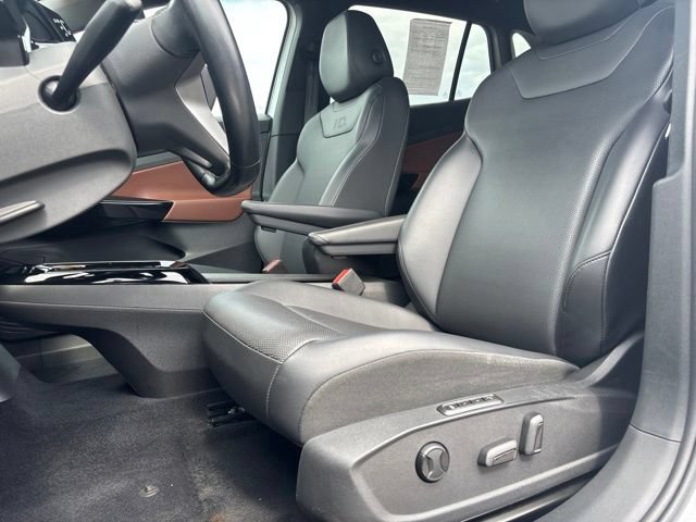 Used 2021 Volkswagen ID.4 Pro S w/ Gradient Package RWD image 14