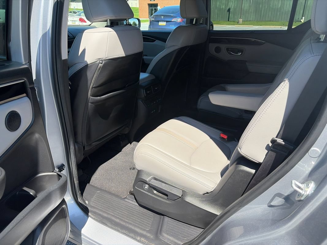 Used 2023 Honda Pilot EX-L image 10