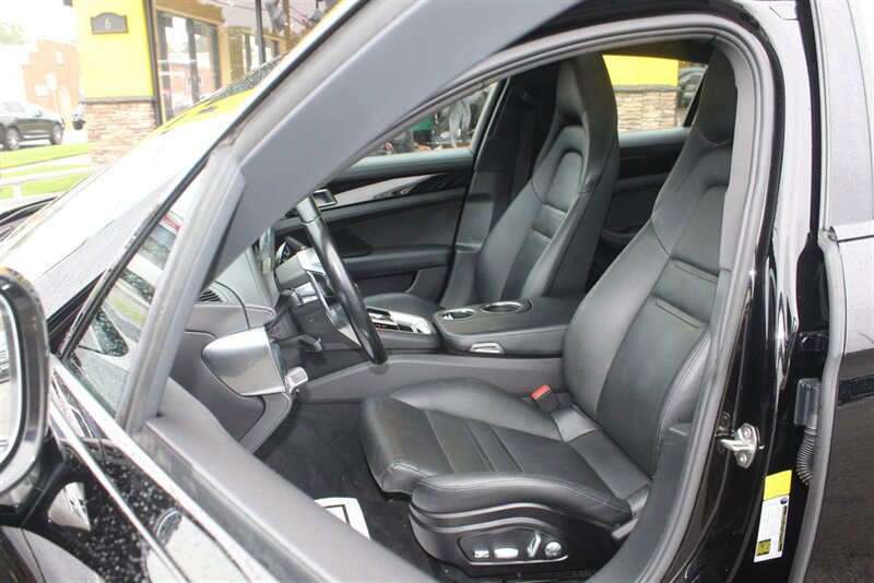 Used 2018 Porsche Panamera 4S AWD/4WD image 14