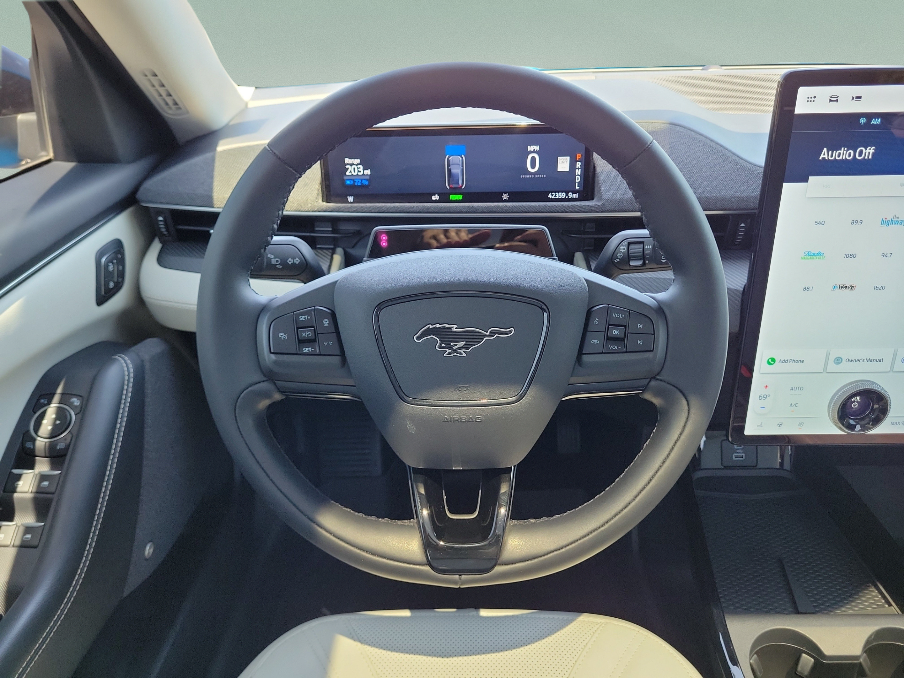 Certified 2022 Ford Mustang Mach-E Premium AWD/4WD image 13