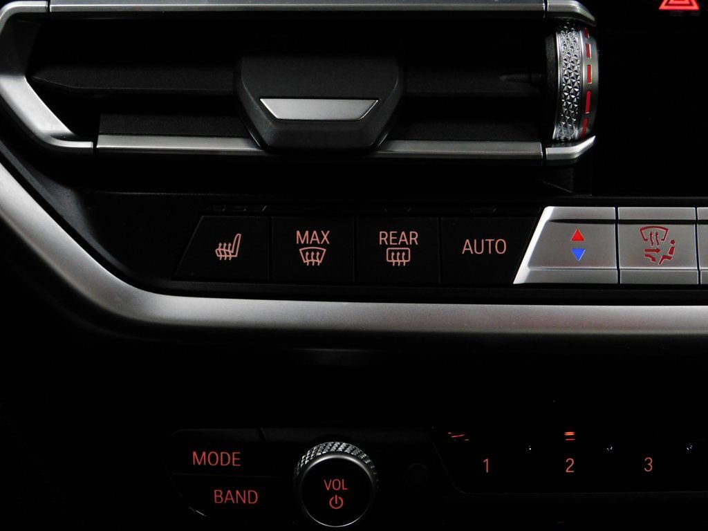 Used 2023 BMW X4 xDrive30i image 47