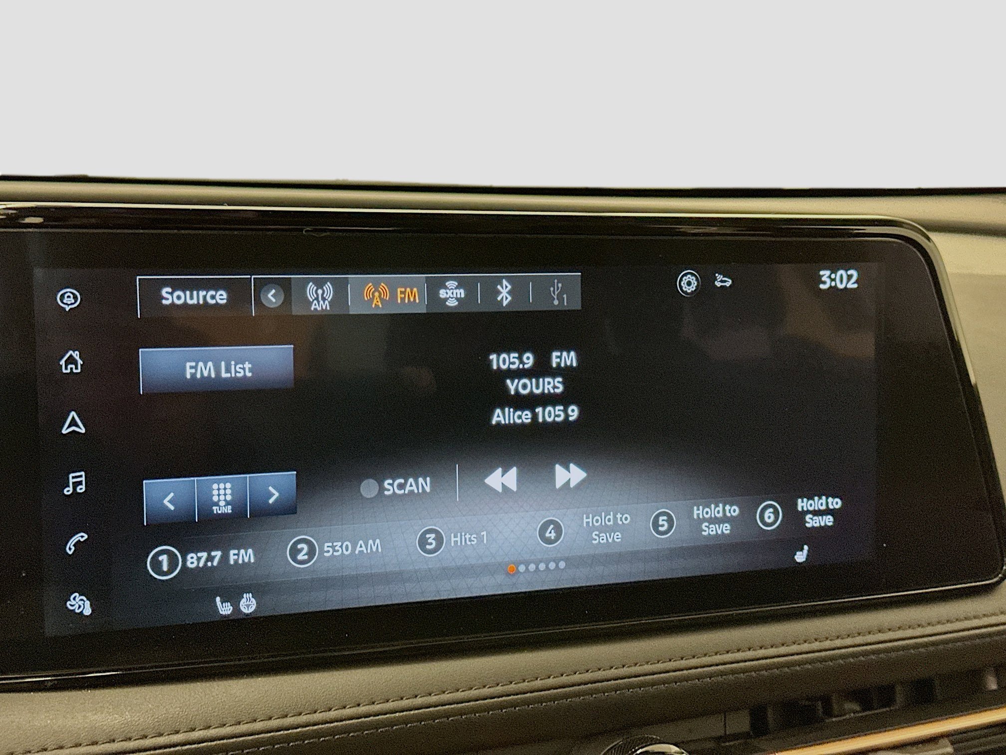 Used 2023 Nissan Ariya AWD image 21