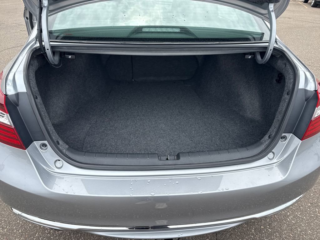 Used 2016 Honda Accord Sport image 11