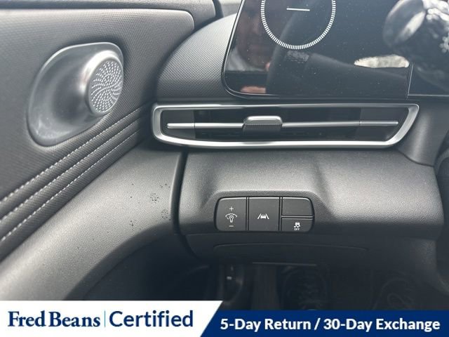 Used 2023 Hyundai Elantra SEL w/ Convenience Package image 21