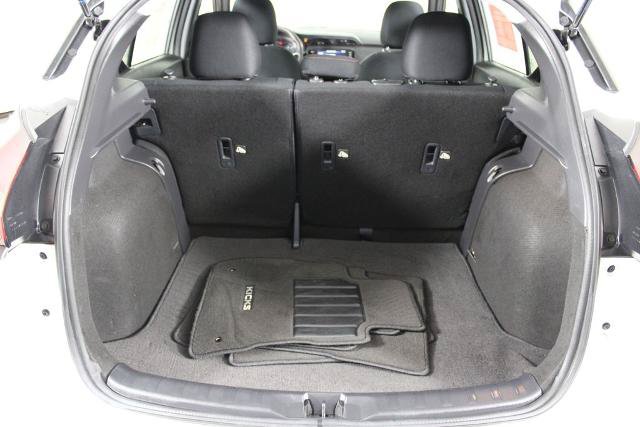 Certified 2024 Nissan Kicks SR FWD image 17