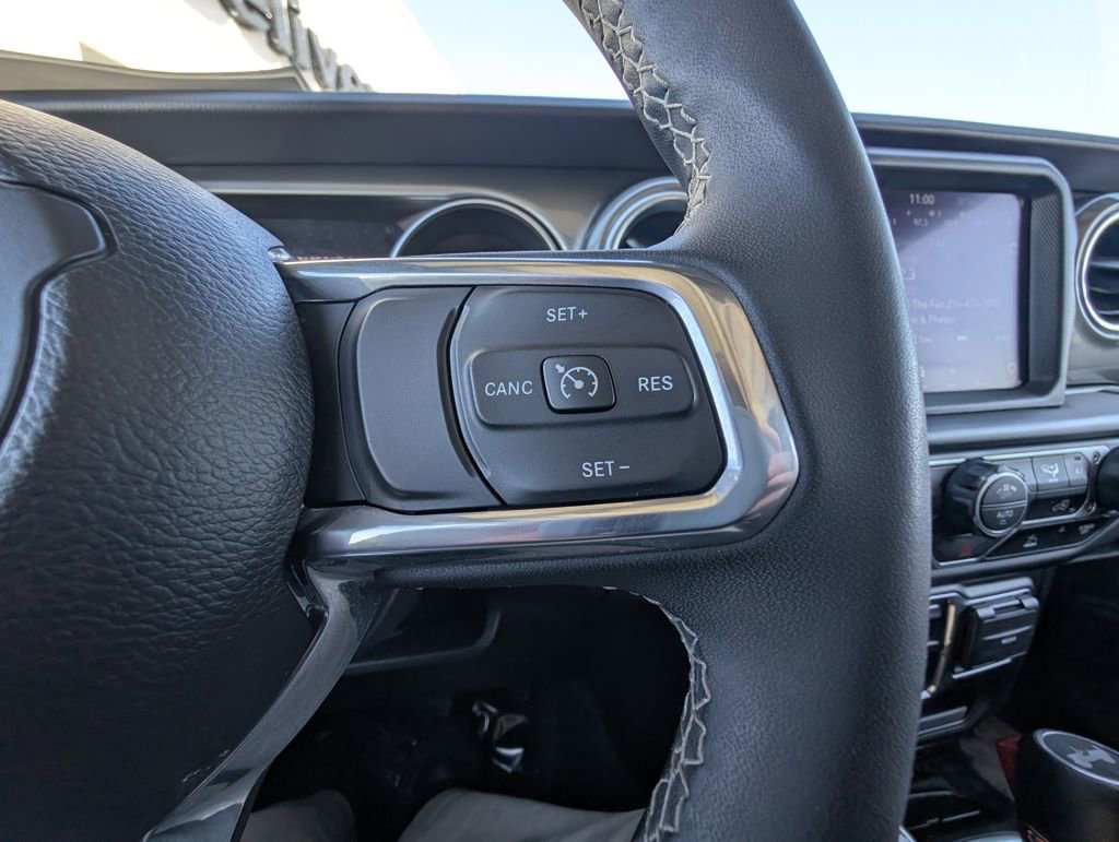 Used 2023 Jeep Wrangler Sahara image 22