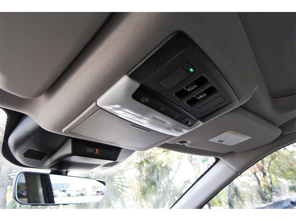 Used 2023 Nissan Rogue SL w/ SL Premium Package image 21