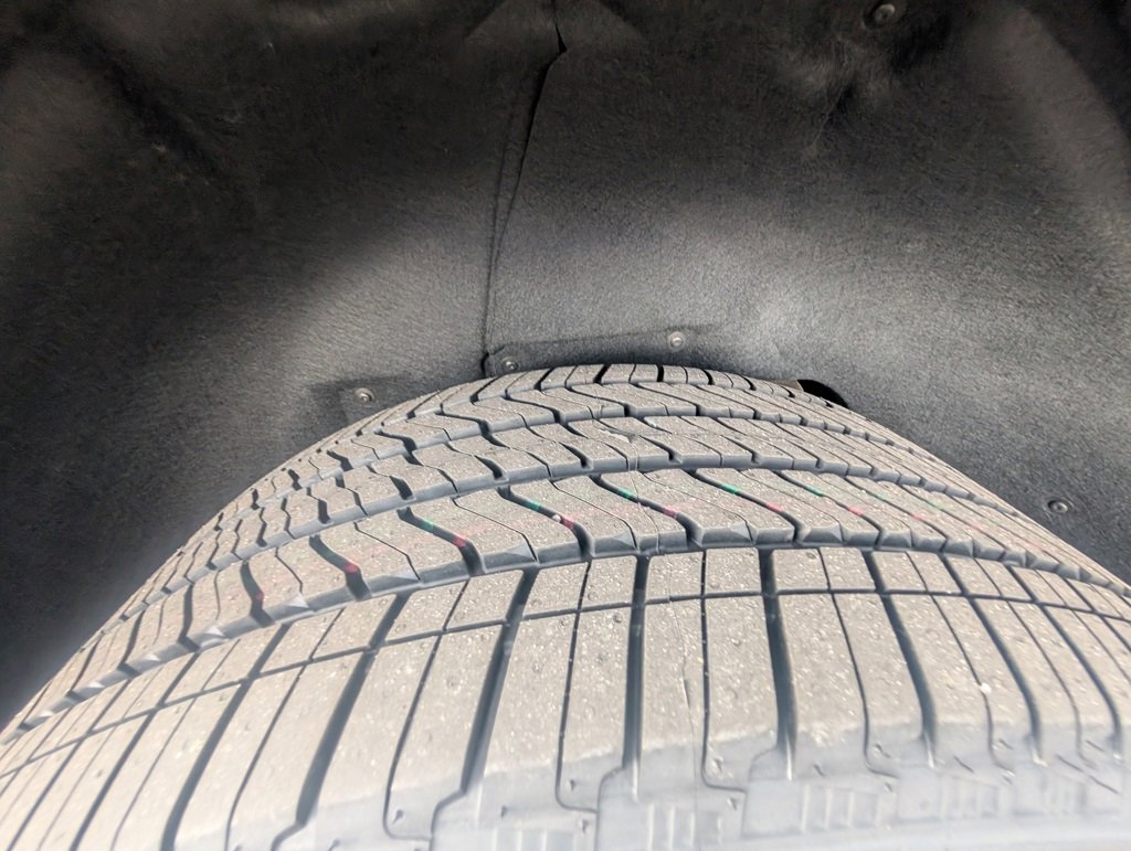 New 2025 Chevrolet Suburban RST w/ Comfort Package image 25