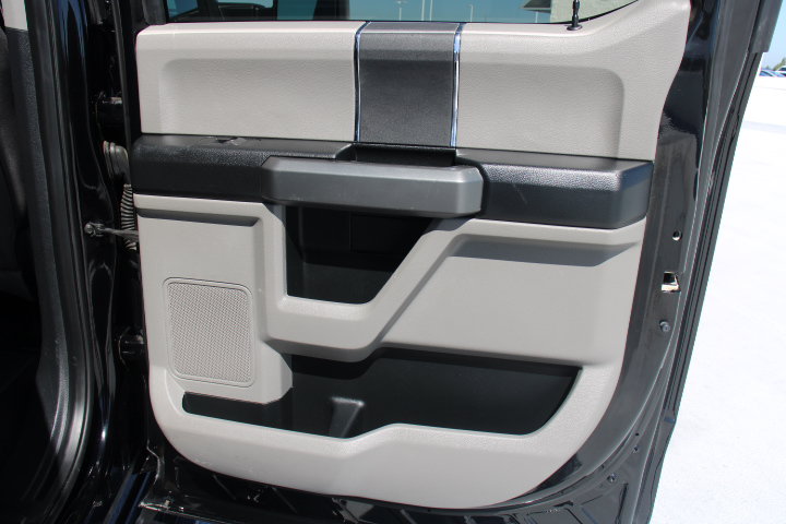 Used 2017 Ford F250 XLT w/ XLT Value Package RWD image 18