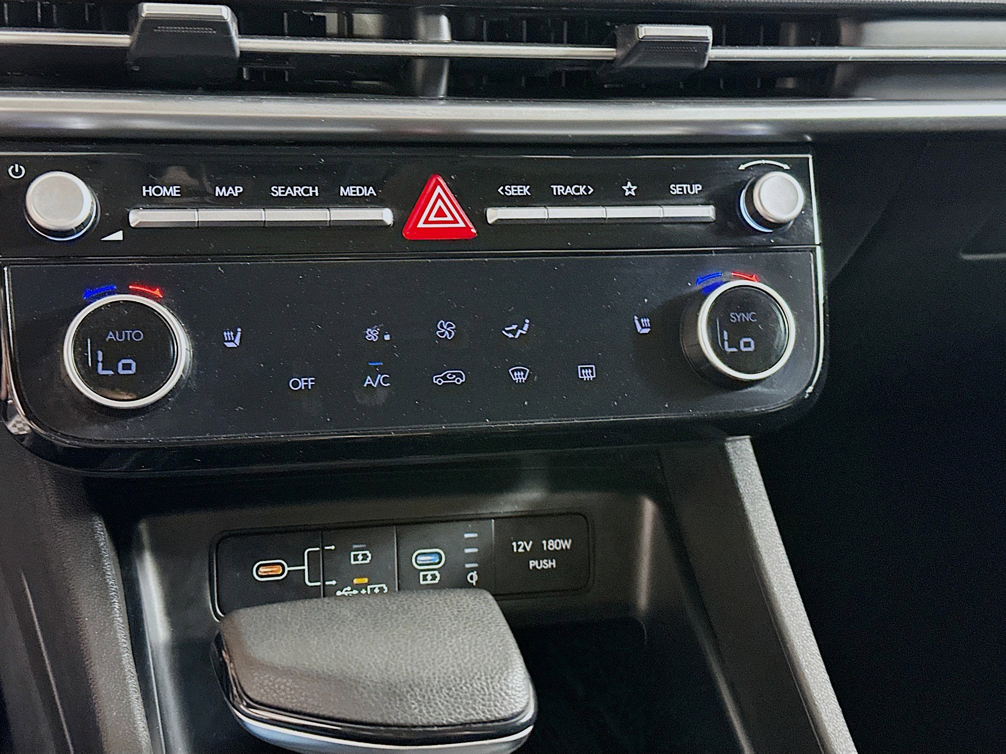 Used 2025 Hyundai Tucson SEL image 23