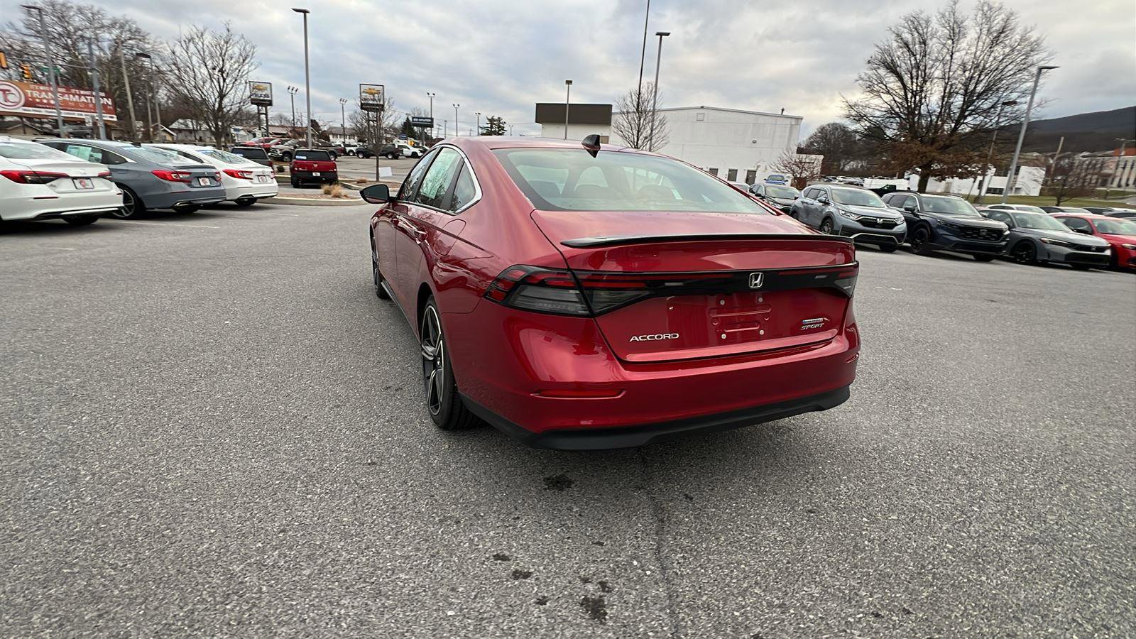 Used 2023 Honda Accord Sport image 6