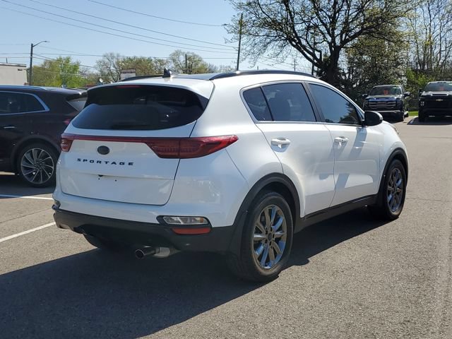 Used 2021 Kia Sportage S w/ S FWD Premium Package image 3