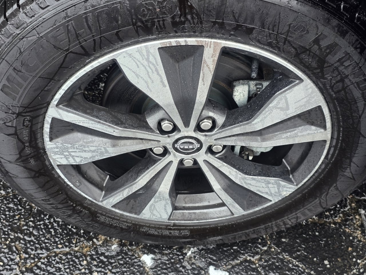 Used 2024 Nissan Murano SV image 9