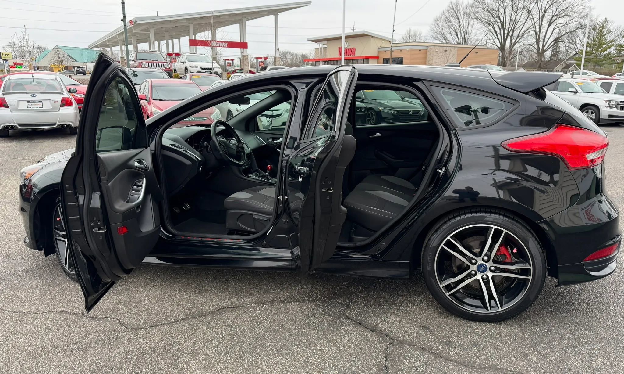 Used 2017 Ford Focus ST image 17