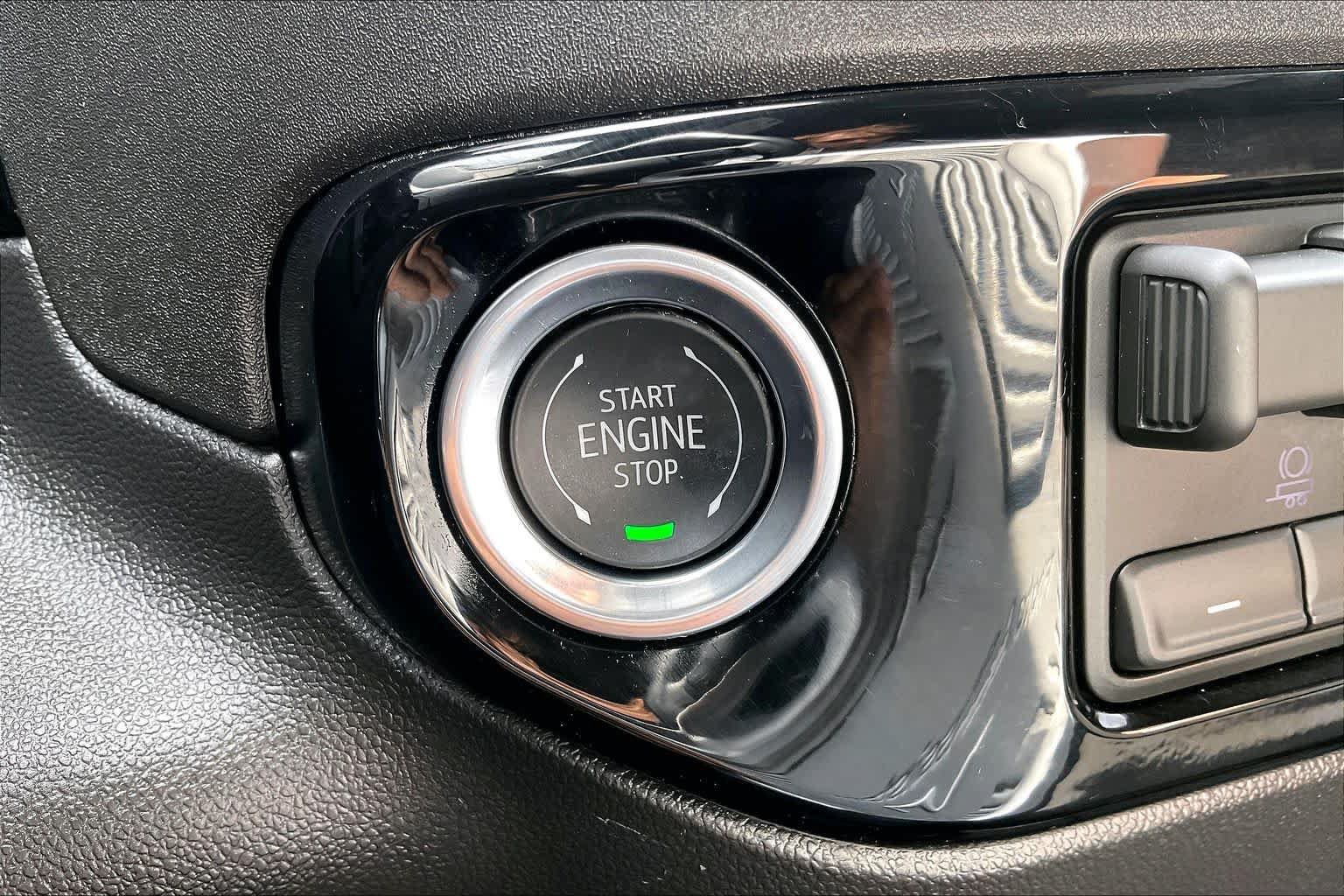 Used 2026 GMC Sierra 1500 Elevation w/ Elevation Select Package RWD image 31