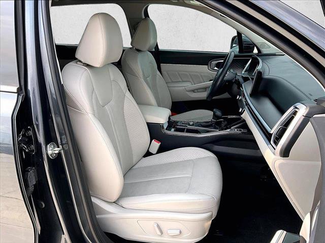 Used 2024 Kia Sorento SX FWD image 9