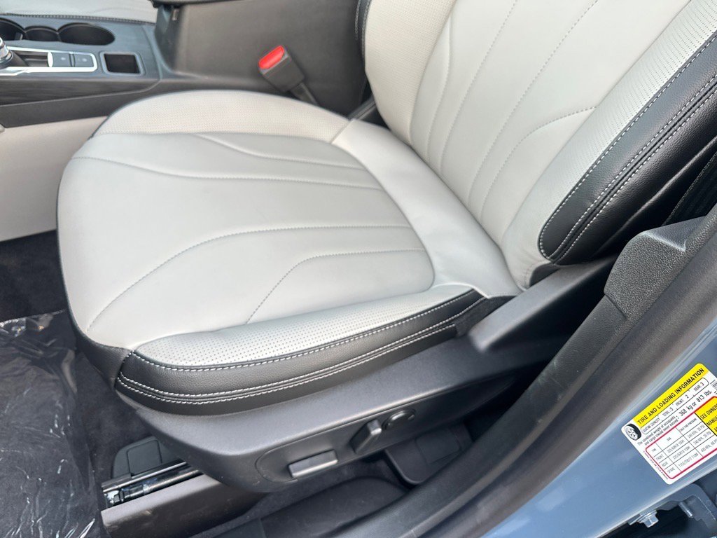 New 2026 Ford Escape SE w/ PHEV Premium Package image 16