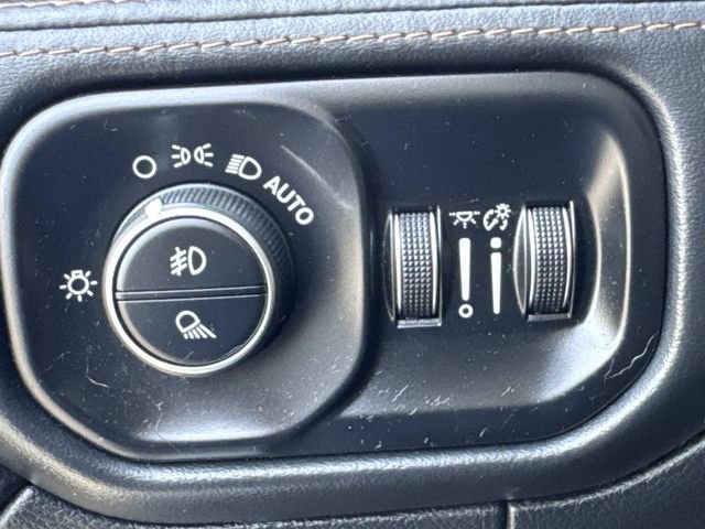 Used 2021 RAM 3500 Limited AWD/4WD image 32