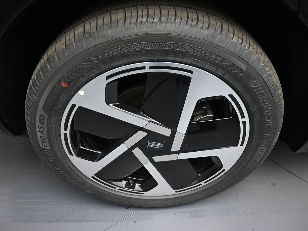 New 2026 Hyundai Ioniq 9 Limited image 12