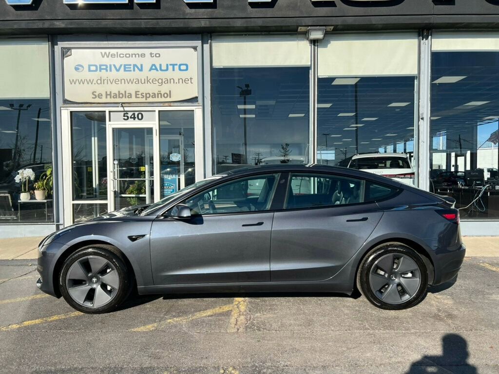 Used 2023 Tesla Model 3 Standard Range image 31