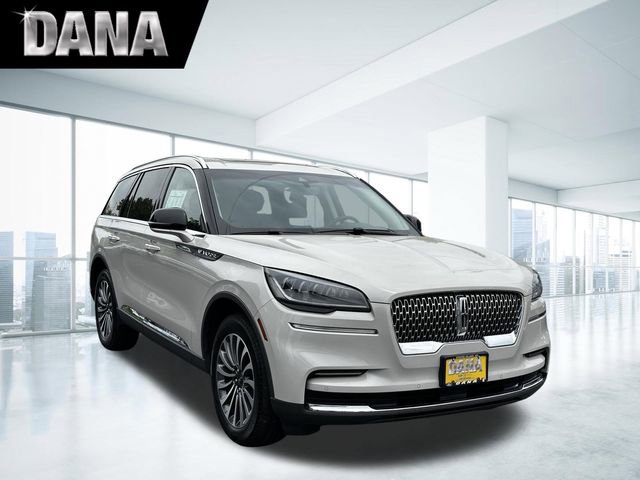 Certified 2023 Lincoln Aviator AWD w/ Premium Package image 1
