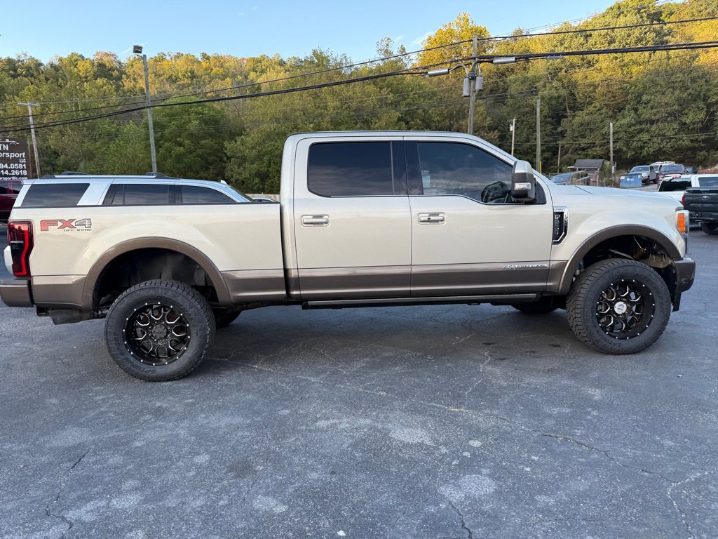 Used 2017 Ford F250 King Ranch w/ King Ranch Ultimate Package image 18