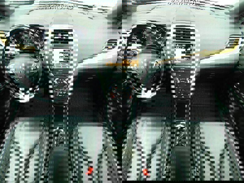 Used 2019 Lincoln MKC Select w/ Select Plus Package image 7