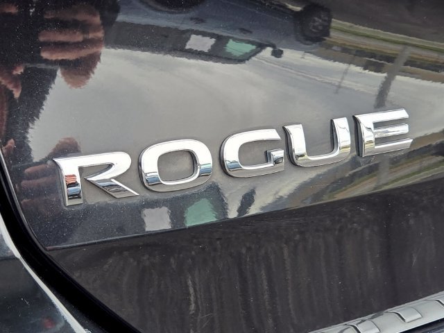 Used 2019 Nissan Rogue SL w/ Premium Package AWD/4WD image 17