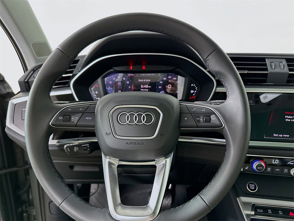 New 2025 Audi Q3 2.0T Premium image 18