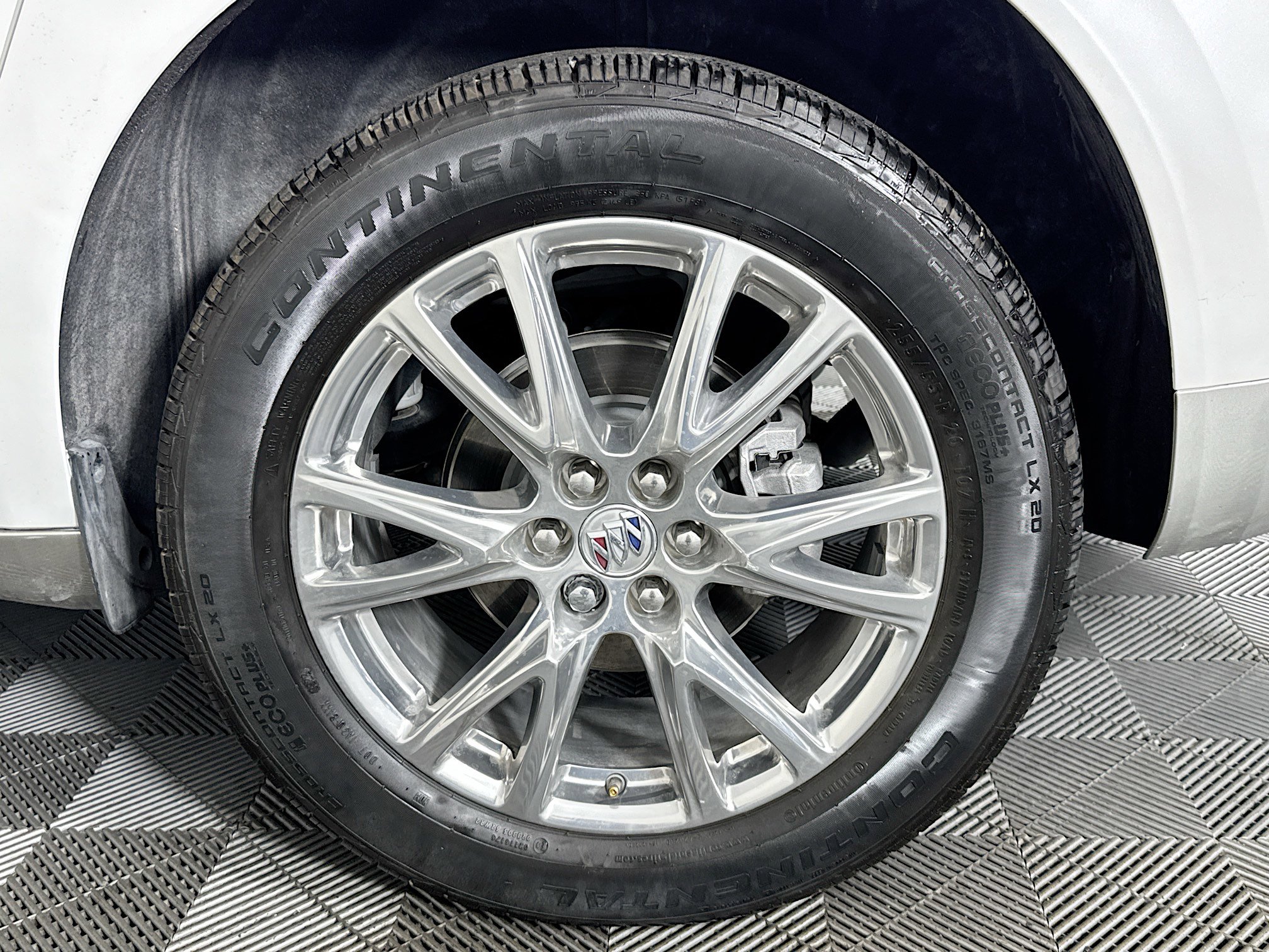 Used 2023 Buick Enclave Essence w/ Experience Buick Package FWD image 63