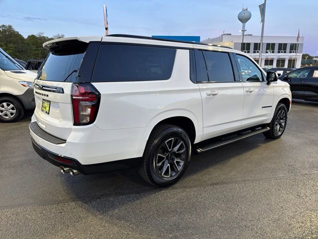 Used 2023 Chevrolet Suburban Z71 w/ Off-Road Capability Package AWD/4WD image 4