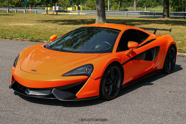 Used 2019 McLaren 570S Spider image 16