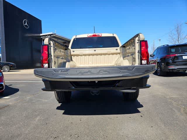 Used 2024 Chevrolet Colorado W/T RWD image 33