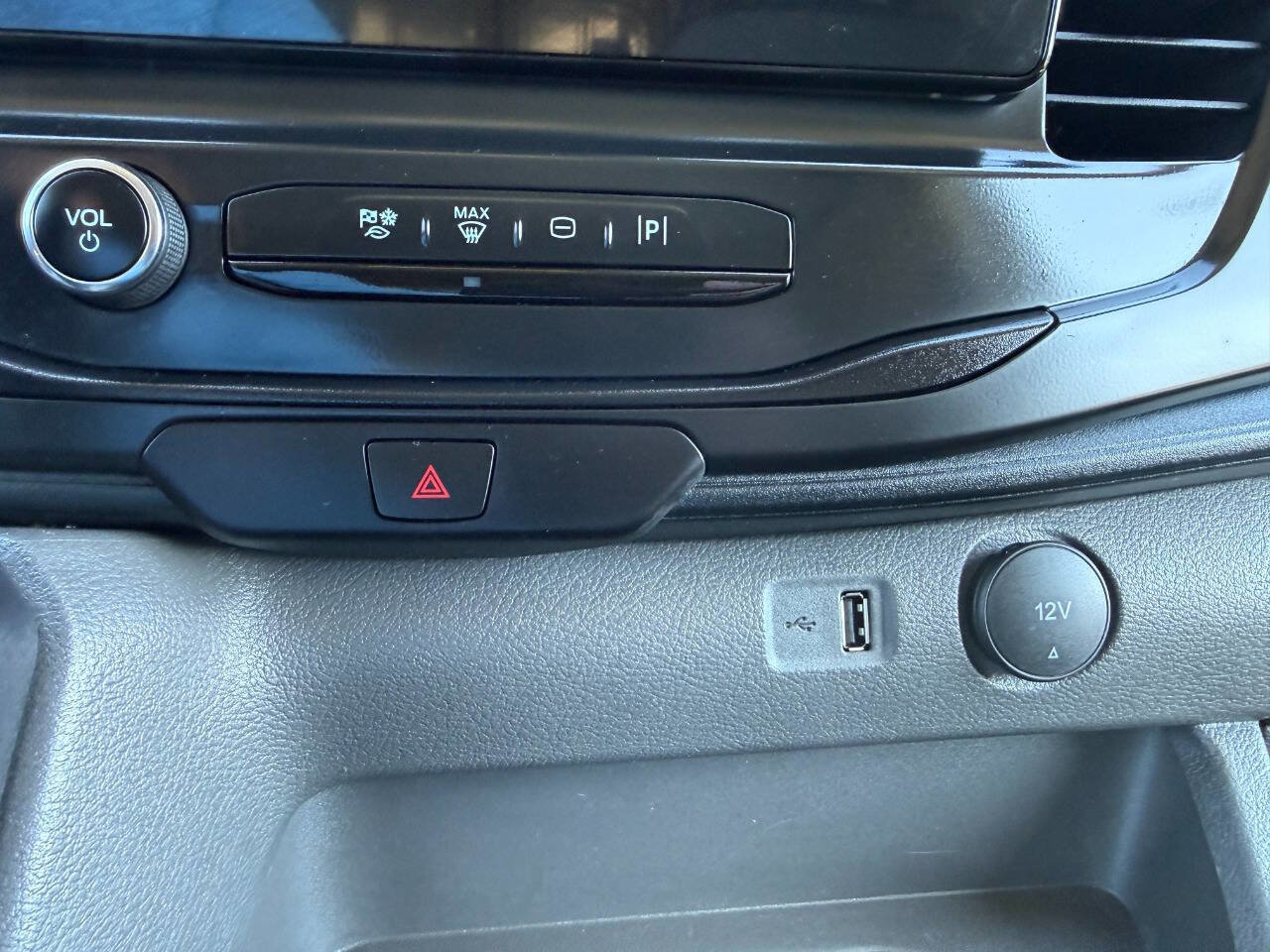 Used 2025 Ford Transit 250 250 AWD 3dr LWB Medium Roof Ca image 45