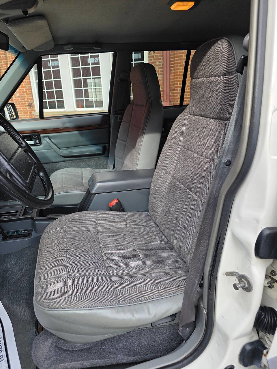 Used 1996 Jeep Cherokee 4WD 4-Door image 31