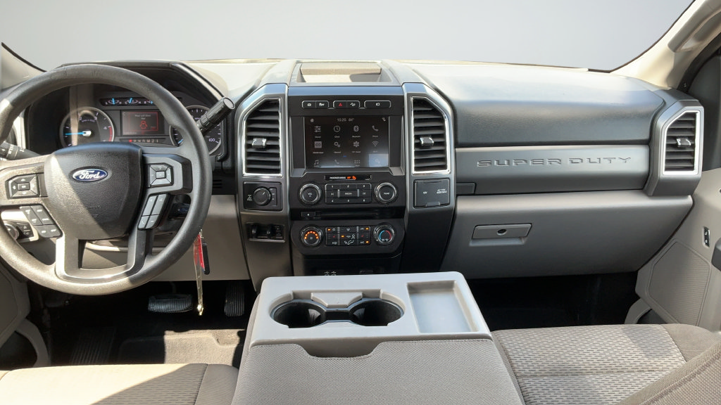 Used 2018 Ford F250 XLT w/ XLT Premium Package AWD/4WD image 7